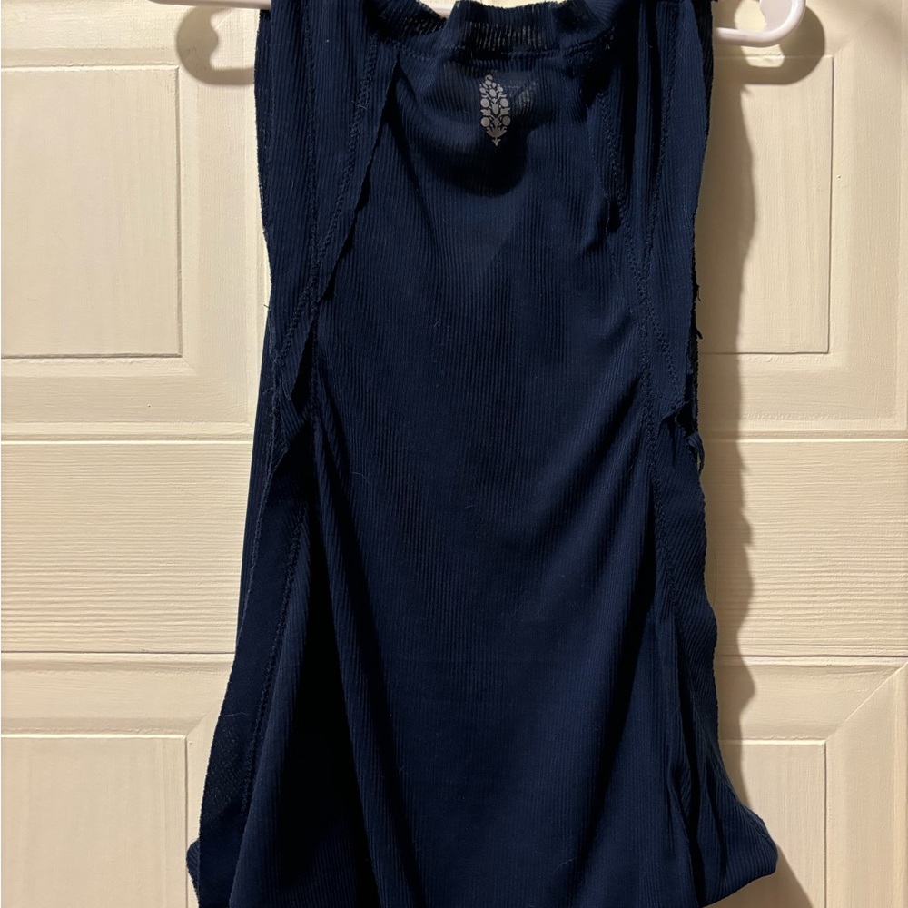 Gently Used Free People Movement Boxy Tank